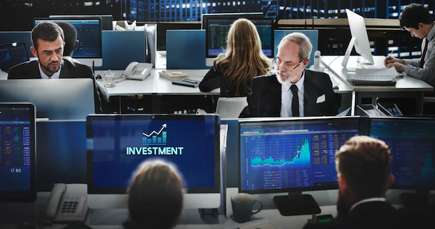 PLTR Stock Forecast 2025