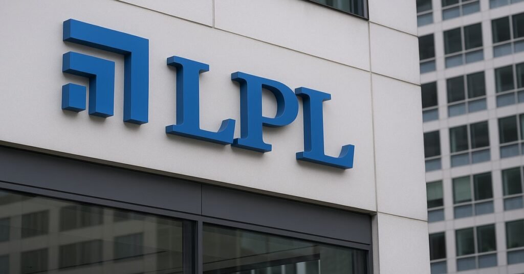 Is LPL a good firm to invest with?